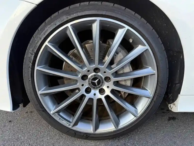 Mercedes Classe E coupé 220 d 9g-tronic — photo 29