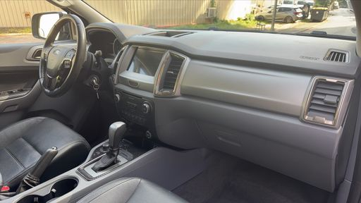 Ford Ranger 3.2 TDCi 200 4X4 BVA6 - Limited – 2018 – 38011 km – Diesel – Boîte Automatique — photo 33