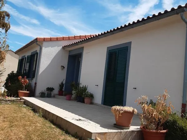 Maison 5 pièces, véranda, sous sol. 120 mètres carrés