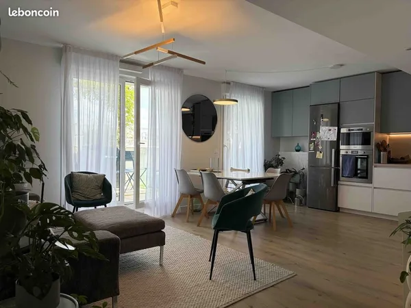 Appartement 5 pièces 99 m²