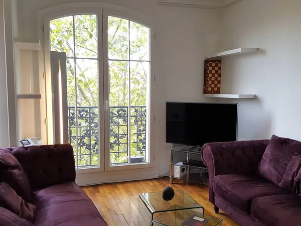Location meublée appartement 2 pièces 64 m² La Garenne-Colombes (92250)
