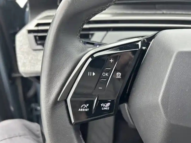 Peugeot 3008 hybrid 136 e-dcs6 — photo 49