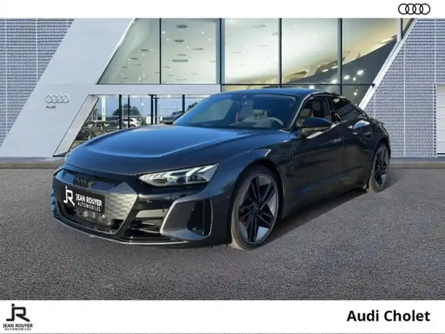 Audi E-Tron rs  gt 598 ch quattro