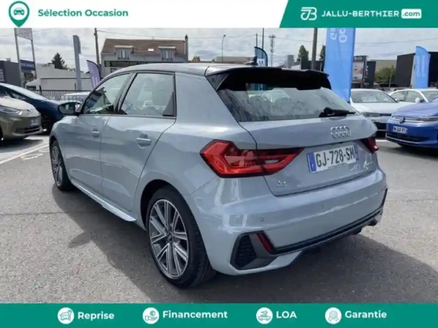 Audi A1 sportback 25 tfsi 95ch s line — photo 3