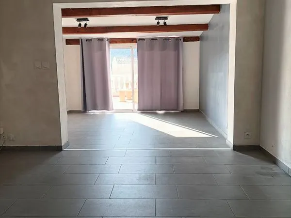 Appartement a louer a année
