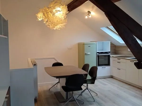 Annecy, 23 Rue Sommeiller 3 pièces duplex meublé