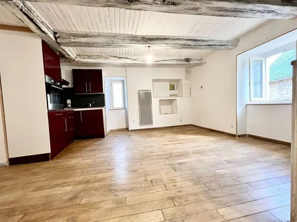 Maison 2 pièces 67 m²