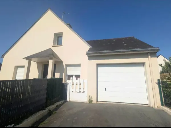 Maison Familiale 4 CH 100m² en impasse- proche commerces LE POULFANC SENE (56)