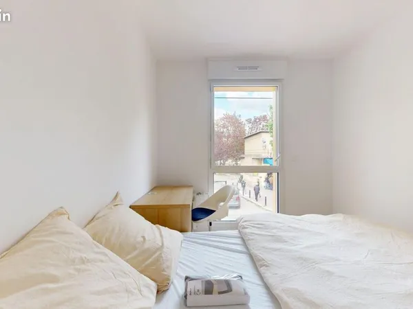 Chambre 5 pièces 73 m²