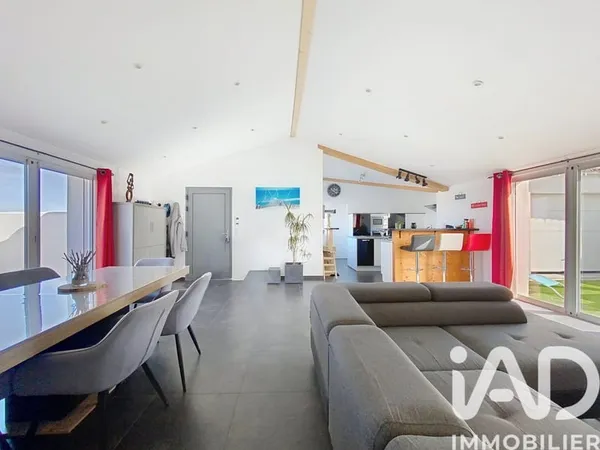 Maison 5 pièces 142 m²