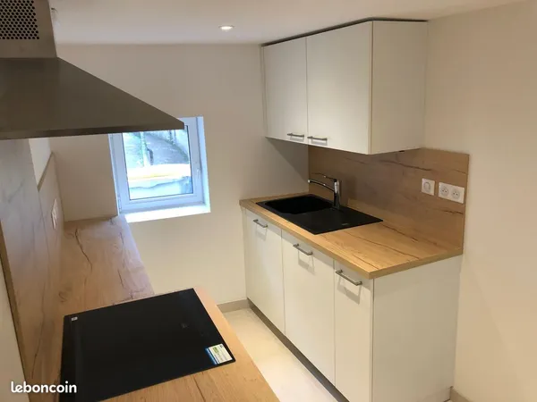 Maison 3 pièces 67m2 située à Migé (environ 15 minutes Auxerre Sud)