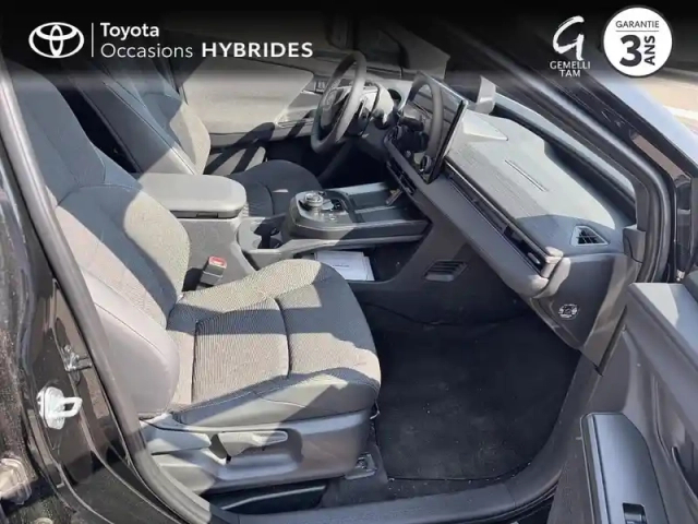 Toyota C-Hr + 224ch 77kwh design grande autonomie — photo 6