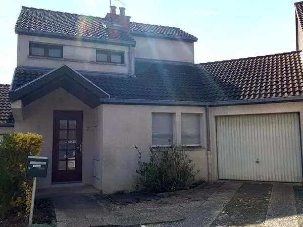 Maison de 88 m² à CHAUMONT