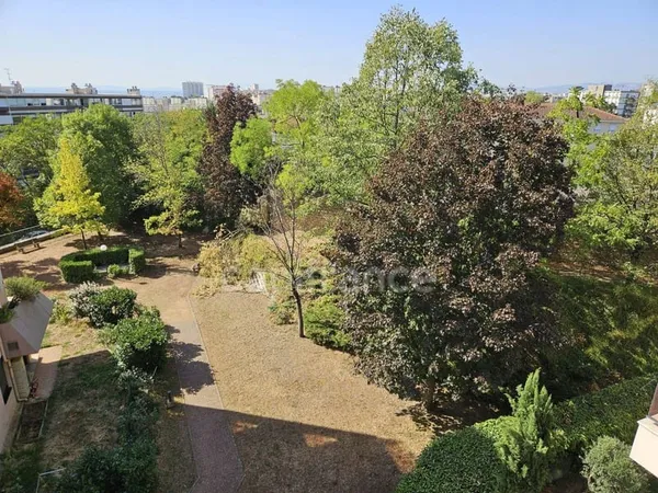 Appartement 6 pièces 135 m²