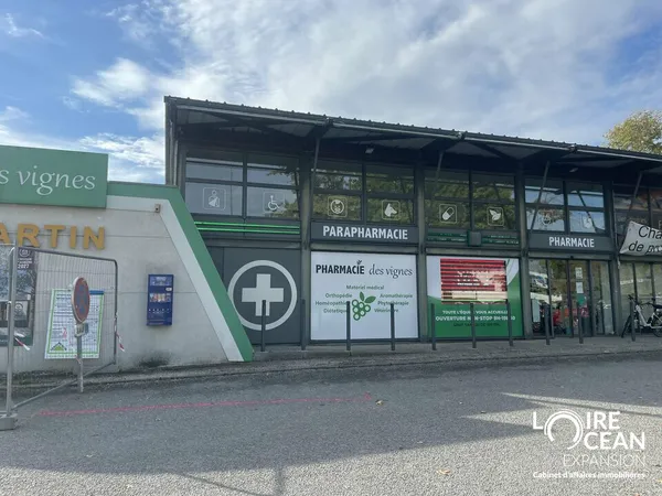 Local commercial 270 m²