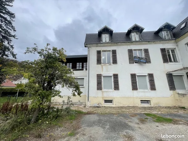Immeuble 360 m²