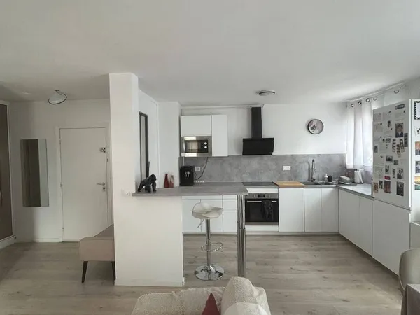 Appartement 1 pièce 50 m²