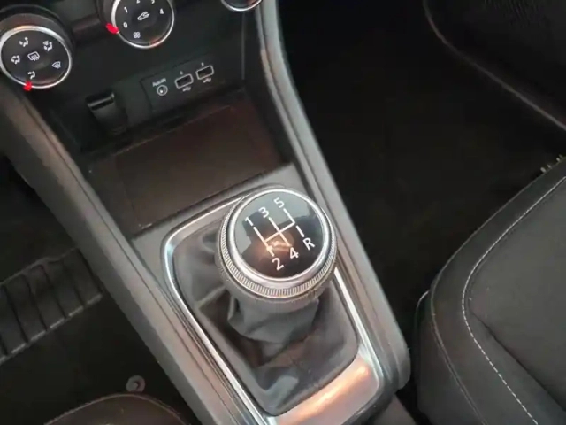 Renault Captur tce 100 — photo 167