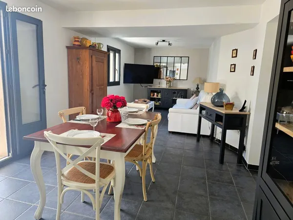 Bas de villa au calme