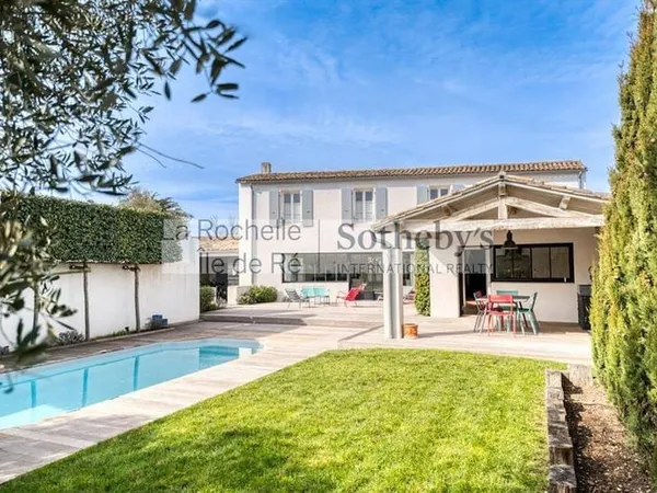 Maison 7 pièces 190 m²