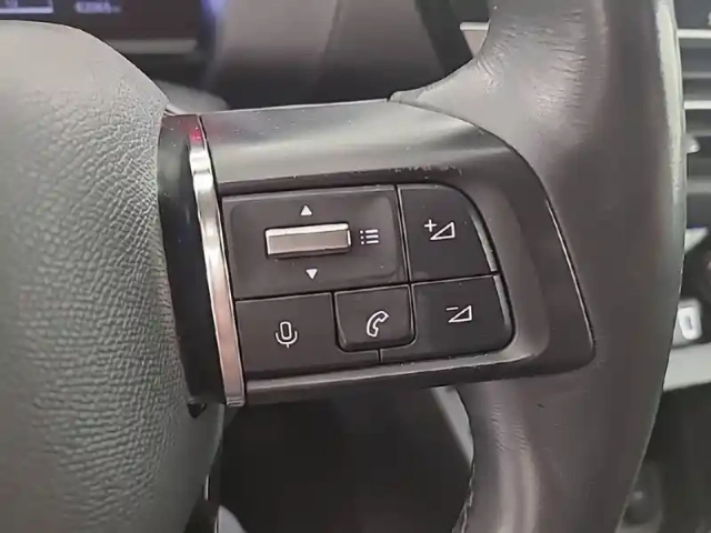Citroën C4 e- 136 ch automatique — photo 58
