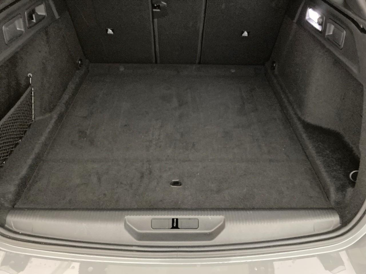 Peugeot 308 sw bluehdi 130ch s&s eat8 allure — photo 6