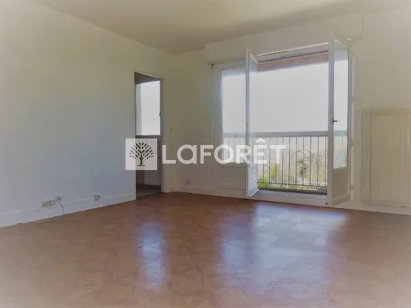 Studio 1 pièce 33 m²