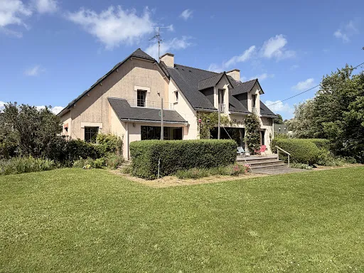 Maison 8 pièces 206 m²