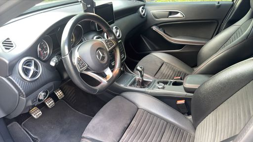 Mercedes Classe A 1.5 160 90 - Fascination – 2016 – 137279 km – Diesel – Boîte Manuelle — photo 15