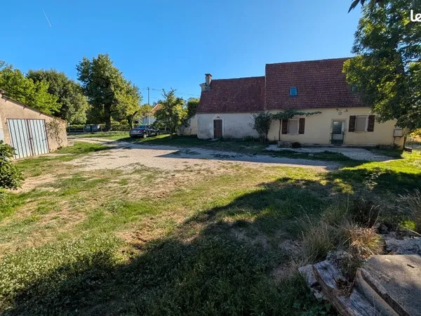 À louer Maison avec cour fermée