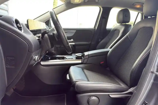 Mercedes Gla 180 7g-dct — photo 49