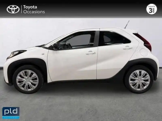 Toyota Aygo X 1.0 vvt-i 72ch dynamic — photo 3