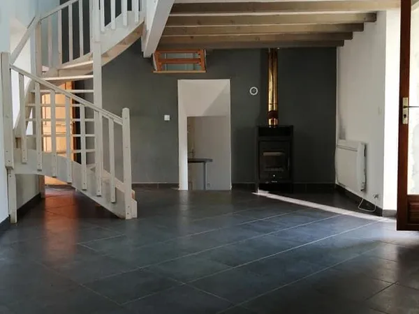 Maison de village T2 à louer à MONTCUSEL