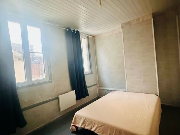🏡 Appartement 31 m² - 1er étage - Grande chambre