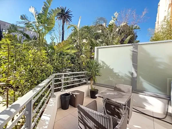 Studio 1 pièce 29 m²