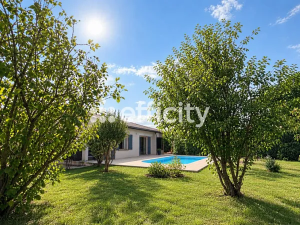 Maison 5 pièces 160 m²