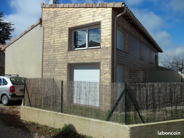 Maison 3 pièces au calme avec terrasse, jardin et garage - Bourg-lès-Valence