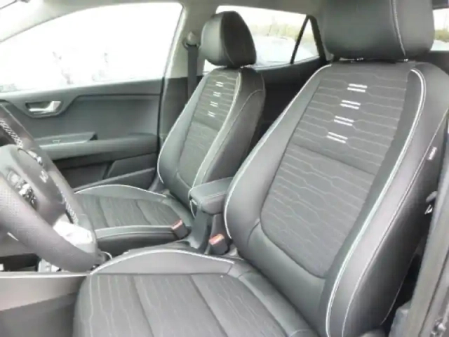 Kia Stonic 1.0 t-gdi 100ch gt line dct7 — photo 12