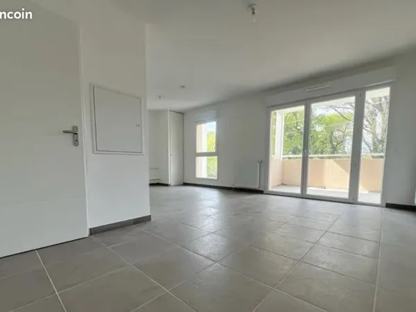 Studio 1 pièce 30 m²