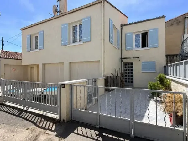 150 m de la plage