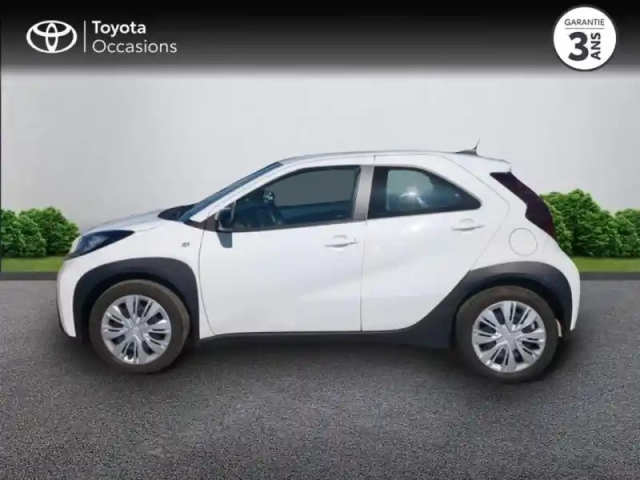 Toyota Aygo X 1.0 vvt-i 72ch dynamic — photo 3