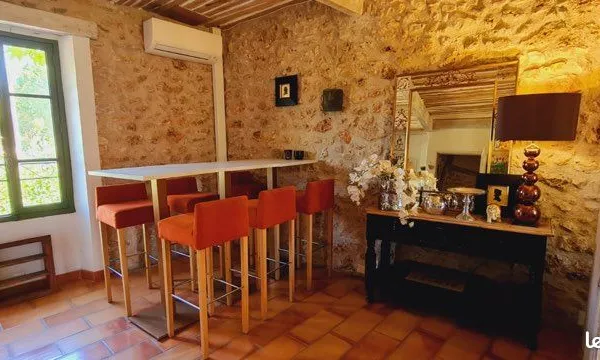 À louer du 15 octobre au 15 avril Bastide 2 chambres