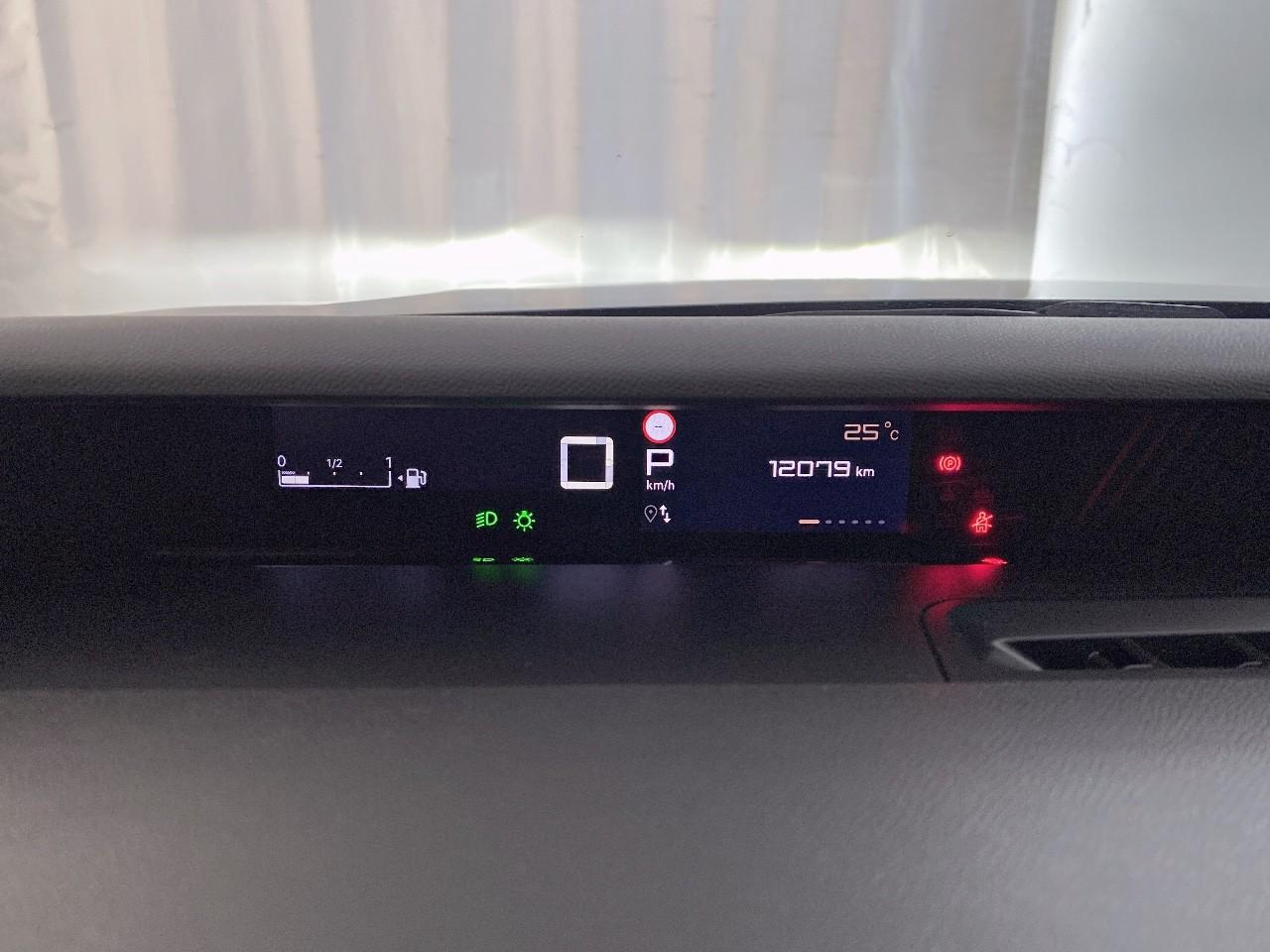 Citroën C3 Aircross hybride 145 ch aut plus — photo 13