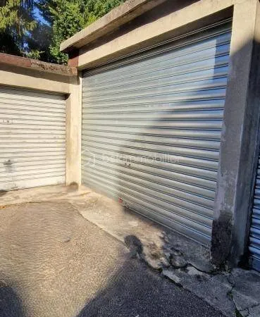 Parking 42 m²