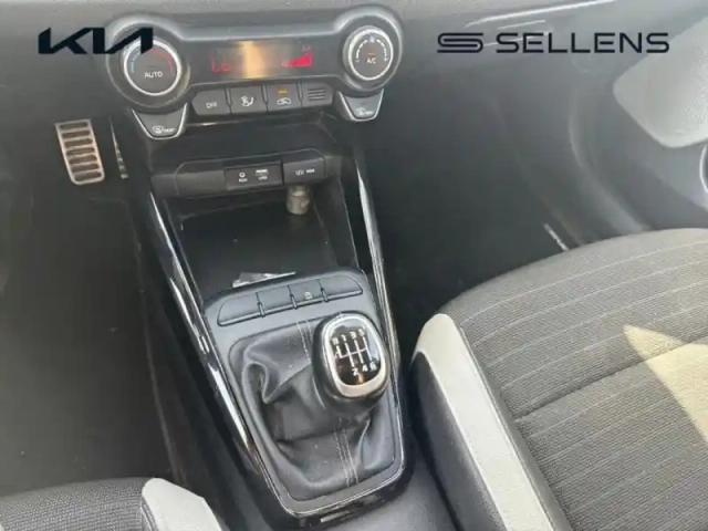 Kia Stonic 1.6 crdi 110ch isg launch edition — photo 14