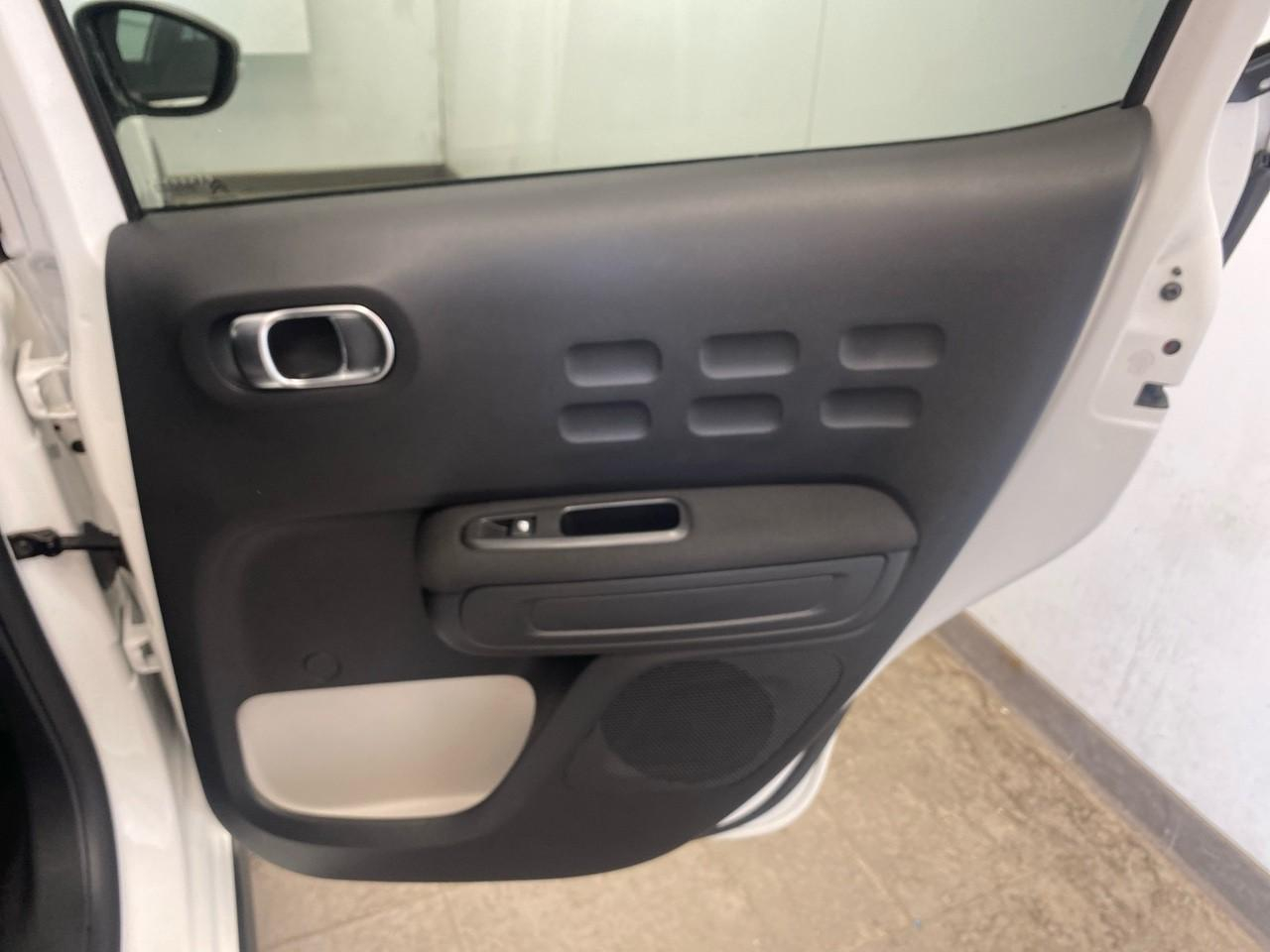 Citroën C3 puretech 110 s&s bvm6 shine — photo 24