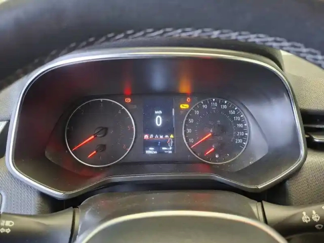 Renault Clio blue dci 85 — photo 37