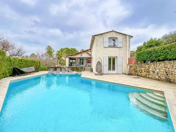 Maison de luxe 5 pièces 120 m²