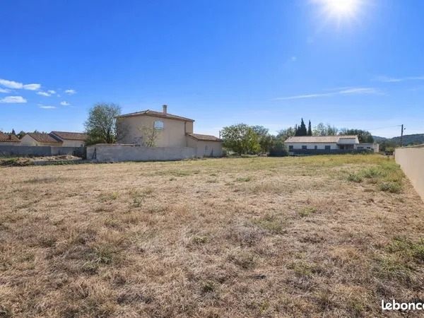 Terrain 785 m² Fabrezan