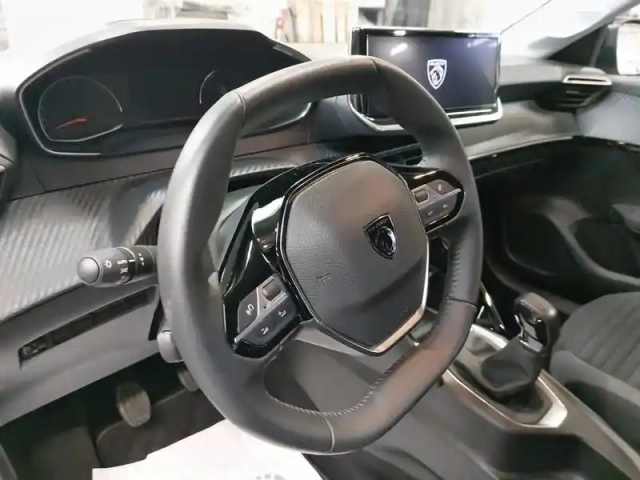 Peugeot 208 puretech 75 s&amp;s bvm5 — photo 29